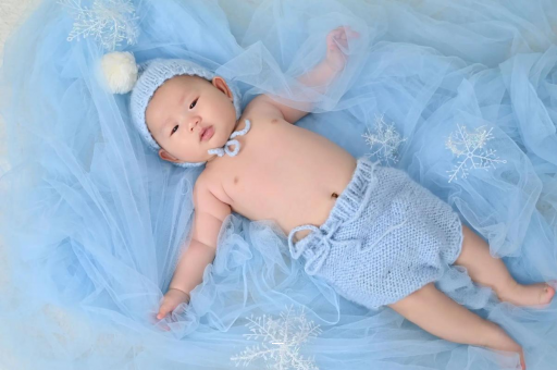 商洛两个半月宝宝发育标准